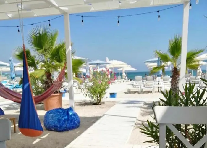 Lira Apartment Mamaia